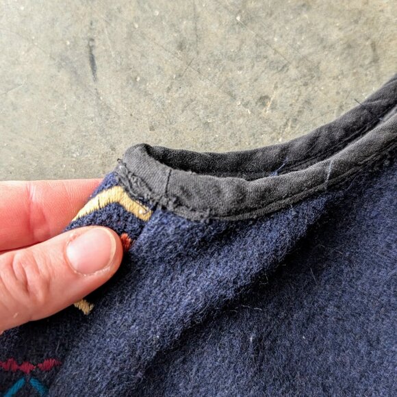 Vintage Body Xpressions Navy Embroidered Wool Felt Vest medium - Picture 6 of 8